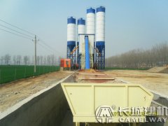 90攪拌站設(shè)備是幾方機,實際每小時能出多少料